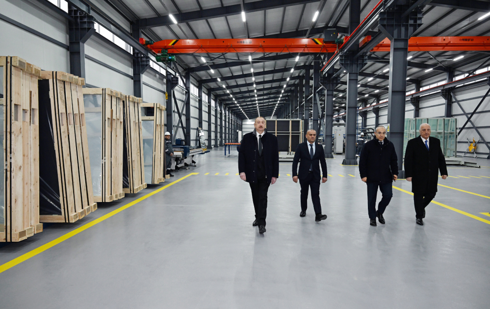 President Ilham Aliyev attends opening of mirror sheet production plant in Sumgayit Industrial Park (PHOTO)