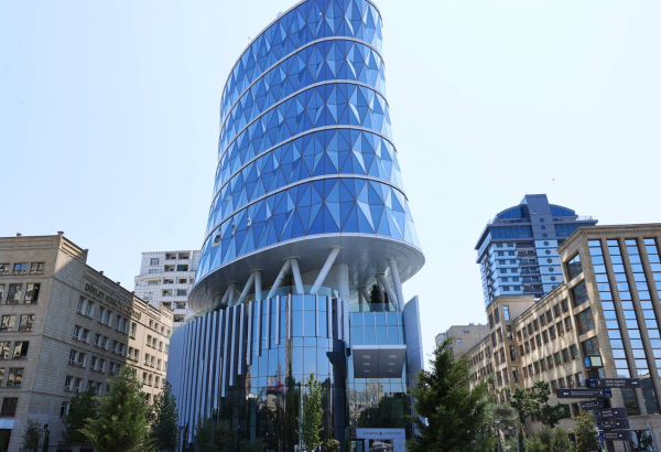 Azerbaijan awards senior officials of State Customs Committee - decree