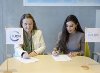 Heydar Aliyev Foundation VP Leyla Aliyeva and Grethel Aguilar discuss cooperation opportunities in Switzerland (PHOTO)