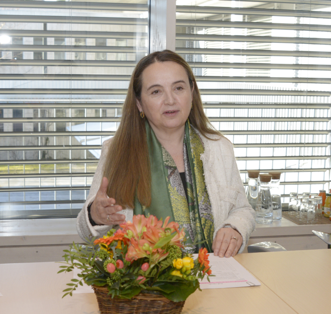 Heydar Aliyev Foundation VP Leyla Aliyeva and Grethel Aguilar discuss cooperation opportunities in Switzerland (PHOTO)