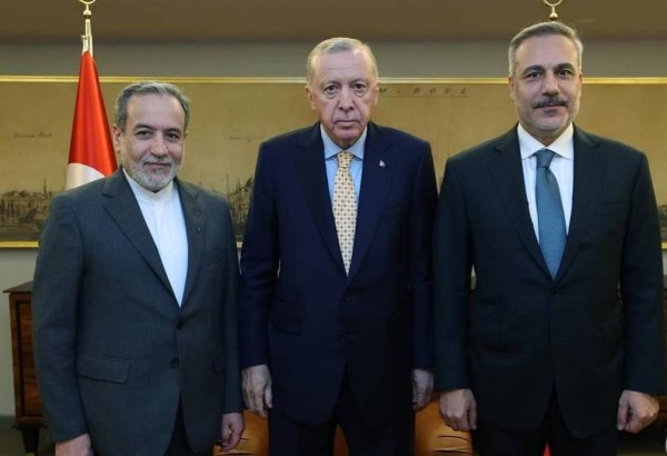 Türkiye and Iran address key issues on nuclear talks and regional cooperation