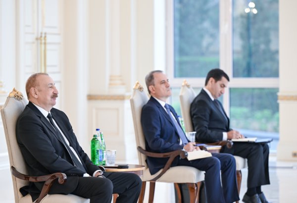President Ilham Aliyev invites President of Indonesia to visit Azerbaijan