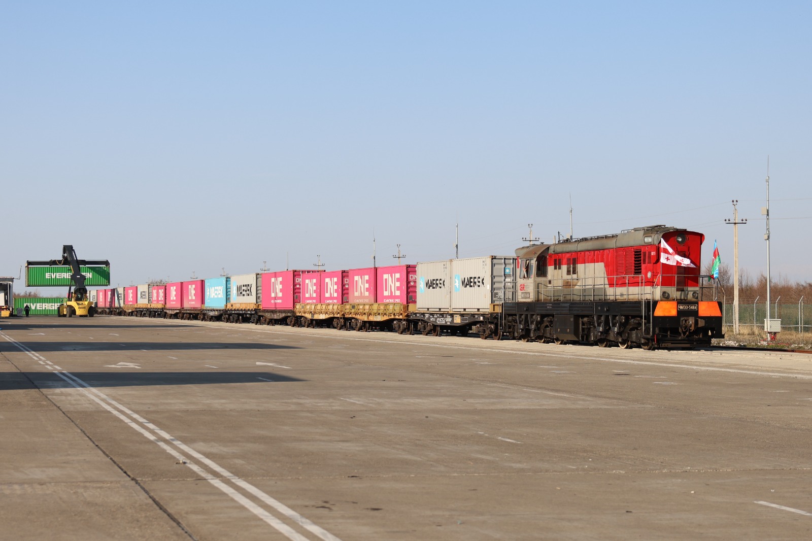 Poti-Baku block train rolls from Georgia’s shores, opening new routes (PHOTO)