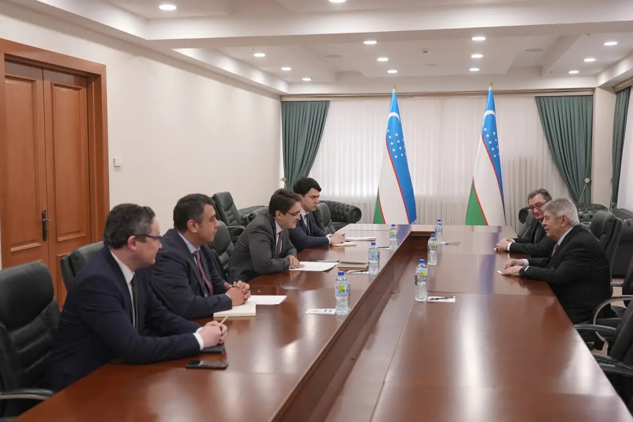 Uzbekistan, Azerbaijan discuss prospects in bilateral relations for 2026