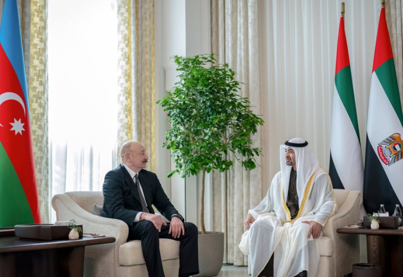 President Ilham Aliyev meets with President of United Arab Emirates in Abu Dhabi (PHOTO)