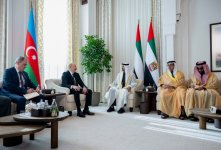 President Ilham Aliyev meets with President of United Arab Emirates in Abu Dhabi (PHOTO/VIDEO)