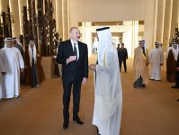 President Ilham Aliyev arrives in UAE for working visit (PHOTO)