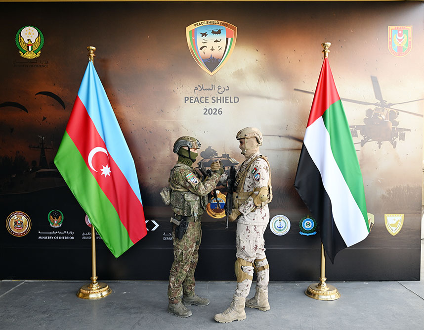 Azerbaijan and UAE discuss prospects for military cooperation development (PHOTO)