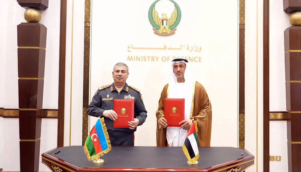Azerbaijan and UAE discuss prospects for military cooperation development (PHOTO)