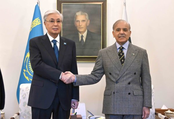 Kazakhstan and Pakistan ink 19 pacts to boost trade, digitalization, and security ties