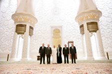 Heydar Aliyev Foundation VP Leyla Aliyeva visits Sheikh Zayed Grand Mosque in Abu Dhabi (PHOTO)