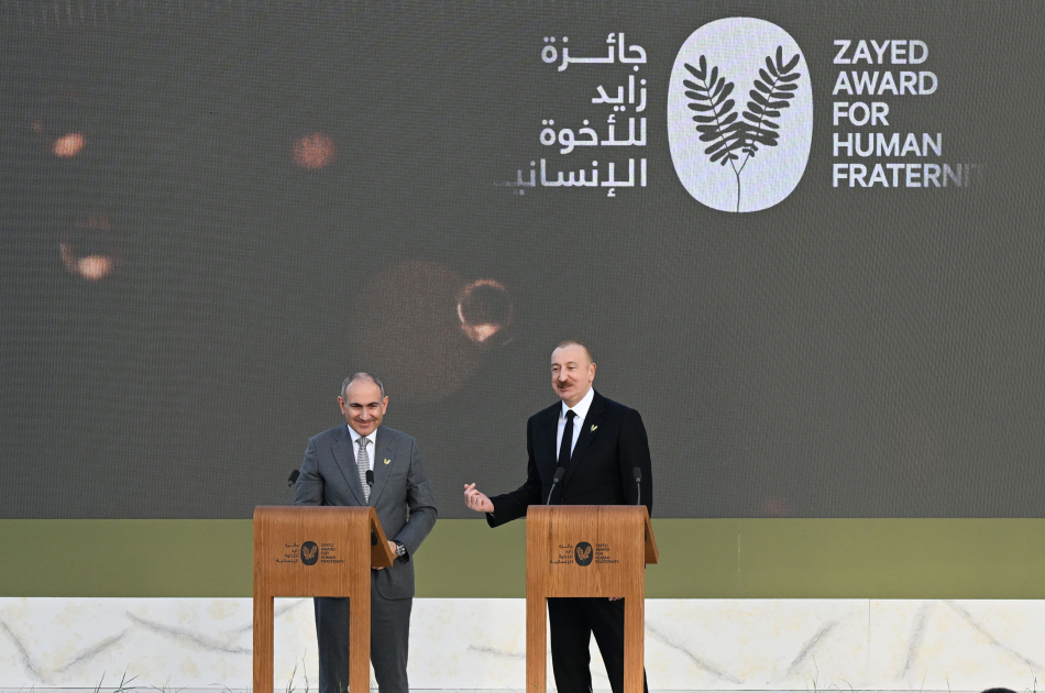 President Ilham Aliyev presented with Zayed Award for Human Fraternity in Abu Dhabi (PHOTO)