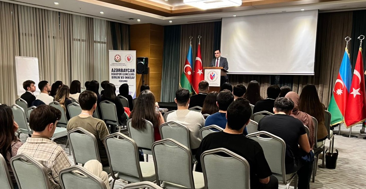 'Azerbaijani Diaspora Youth: Unity and Dev't Forum' hosts trainings and panels (PHOTO)