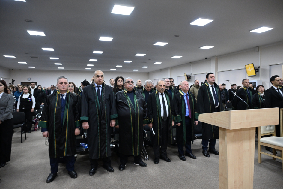 Azerbaijani court announces verdict in trial of Armenian citizens (PHOTO)