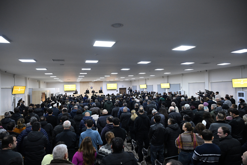 Azerbaijani court announces verdict in trial of Armenian citizens (PHOTO)