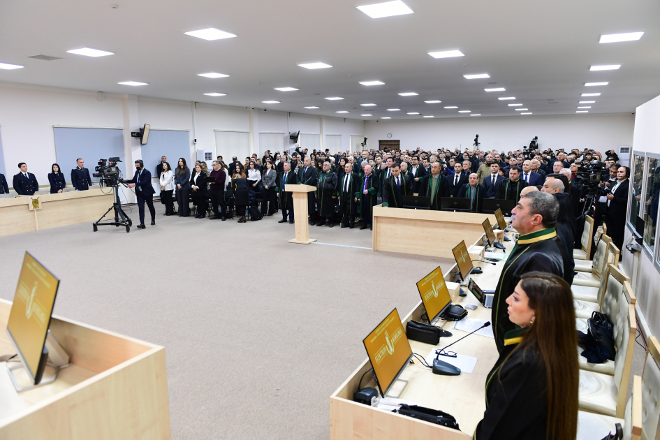 Azerbaijani court announces verdict in trial of Armenian citizens (PHOTO)