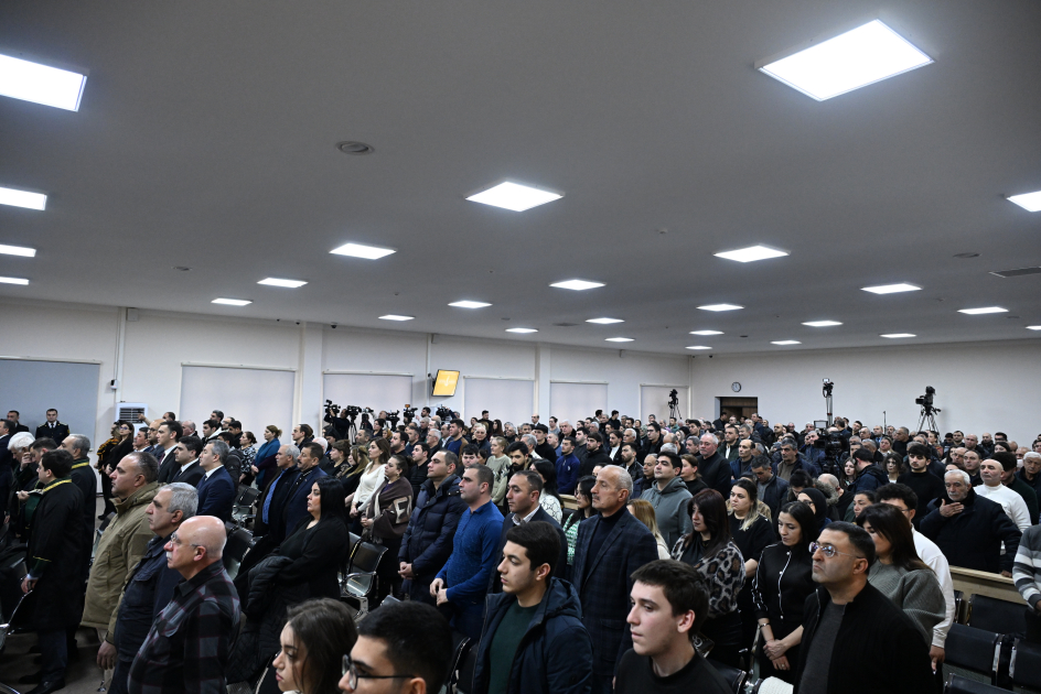 Azerbaijani court announces verdict in trial of Armenian citizens (PHOTO)