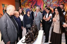 Heydar Aliyev Center hosts 'Superheroes of Wildlife' exhibition (PHOTO/VIDEO)