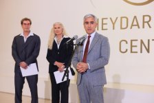 Heydar Aliyev Center hosts 'Superheroes of Wildlife' exhibition (PHOTO/VIDEO)
