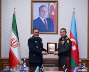 Azerbaijan's minister moots military co-op prospects with his Iranian counterpart (PHOTO)