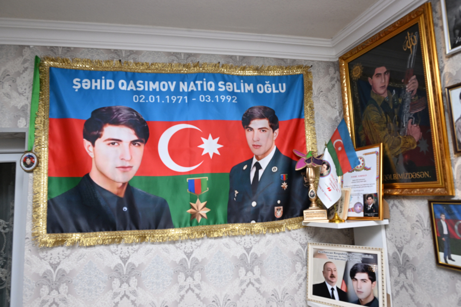 Heydar Aliyev Foundation VP Leyla Aliyeva and Alena Aliyeva visit Ganja Memorial Complex and family of National Hero Natig Gasimov (PHOTO)