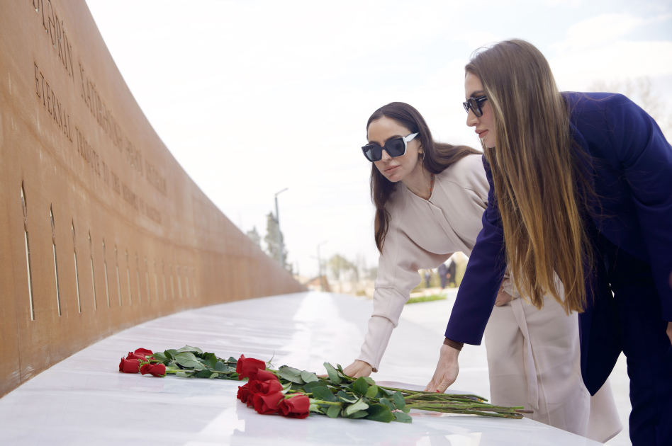 Heydar Aliyev Foundation VP Leyla Aliyeva and Alena Aliyeva visit Ganja Memorial Complex and family of National Hero Natig Gasimov (PHOTO)