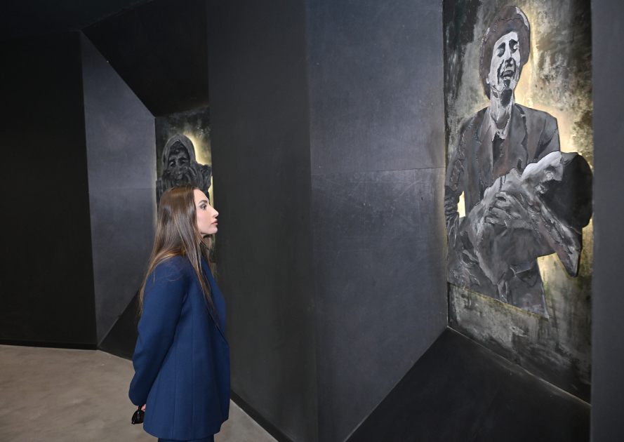 Heydar Aliyev Foundation VP Leyla Aliyeva and Alena Aliyeva visit Ganja Memorial Complex and family of National Hero Natig Gasimov (PHOTO)