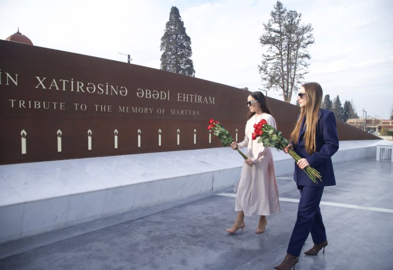 Heydar Aliyev Foundation VP Leyla Aliyeva and Alena Aliyeva visit Ganja Memorial Complex and family of National Hero Natig Gasimov (PHOTO)