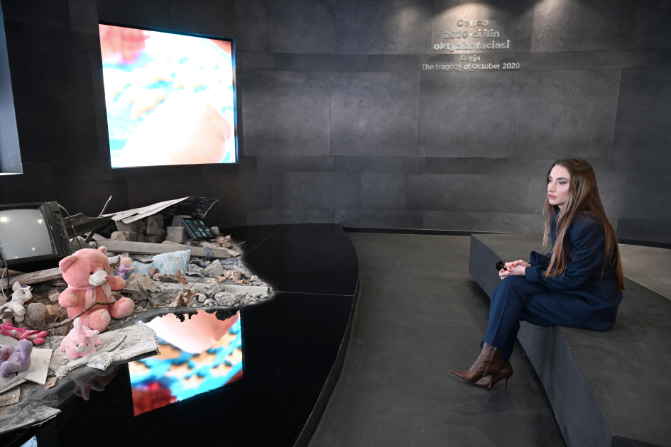 Heydar Aliyev Foundation VP Leyla Aliyeva and Alena Aliyeva visit Ganja Memorial Complex and family of National Hero Natig Gasimov (PHOTO)