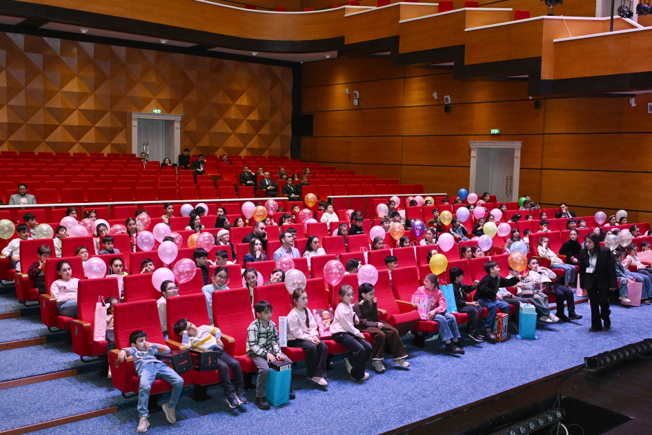 Heydar Aliyev Foundation VP Leyla Aliyeva and Alena Aliyeva attend premiere of animated series “İsi and Piti” at Ganja State Drama Theater (PHOTO)