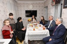 Heydar Aliyev Foundation VP Leyla Aliyeva and Alena Aliyeva visit Ganja Memorial Complex and family of National Hero Natig Gasimov (PHOTO)