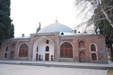 Heydar Aliyev Foundation VP Leyla Aliyeva and Alena Aliyeva visit Shah Abbas Mosque in Ganja (PHOTO)