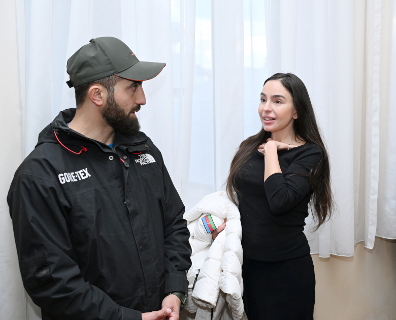 Heydar Aliyev Foundation VP Leyla Aliyeva and Alena Aliyeva visit Special Secondary School No. 45 in Ganja (PHOTO)