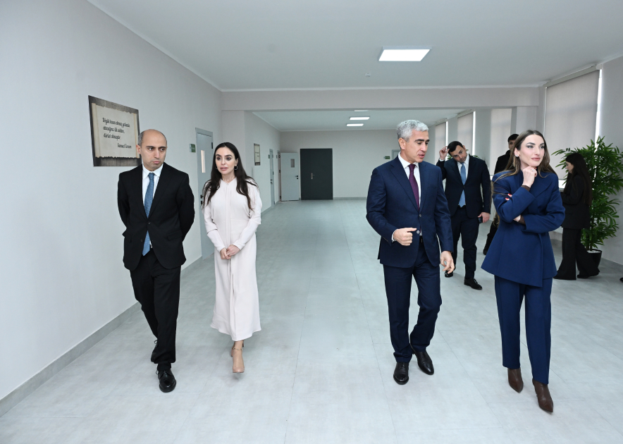Heydar Aliyev Foundation VP Leyla Aliyeva and Alena Aliyeva visit STEAM center and Secondary School No. 37 in Ganja (PHOTO)