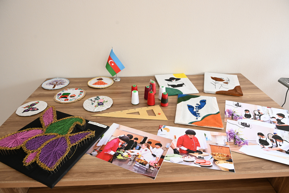 Heydar Aliyev Foundation VP Leyla Aliyeva and Alena Aliyeva visit STEAM center and Secondary School No. 37 in Ganja (PHOTO)