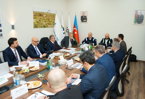 Azerbaijan's SOCAR and GL Group hold talks on budget execution and work program