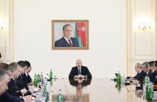 President Ilham Aliyev receives delegation of the U.S. Chamber of Commerce (PHOTO)