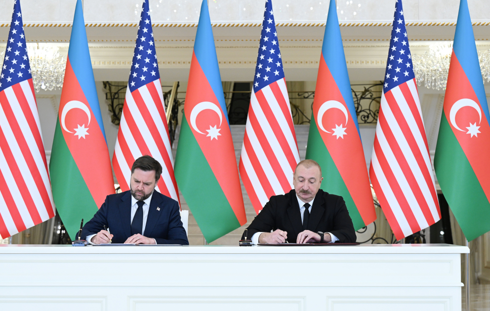 Azerbaijan and U.S. sign Charter on Strategic Partnership (PHOTO)