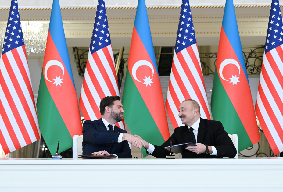 Azerbaijan and U.S. sign Charter on Strategic Partnership (PHOTO)