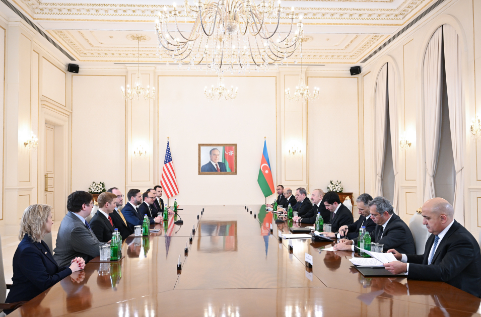 President Ilham Aliyev holds expanded meeting with U.S. Vice President JD Vance (PHOTO)