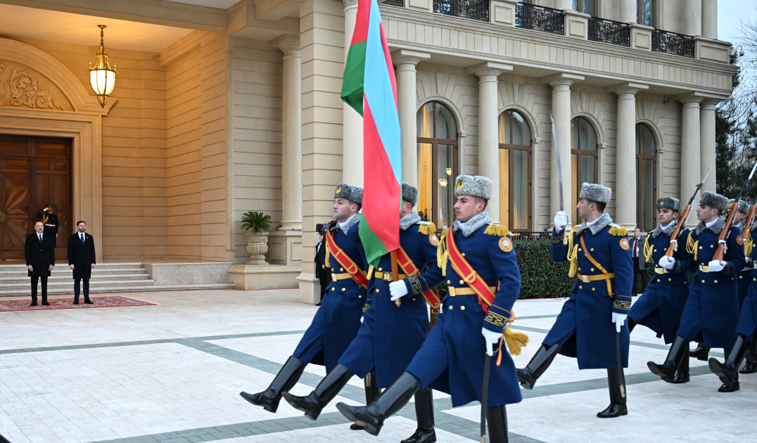 Official welcome ceremony held in Baku for Vice President of the United States (PHOTO)