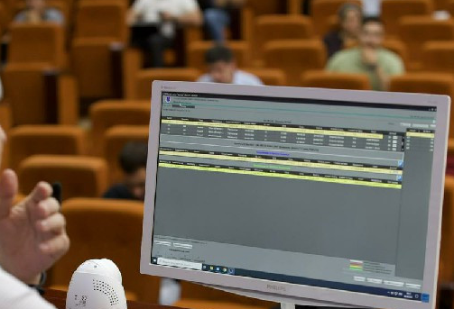 Turkmen exchange sees light industry's impact on external quotations