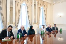 President Ilham Aliyev receives delegation of Arab Parliament led by its President (PHOTO/VIDEO)