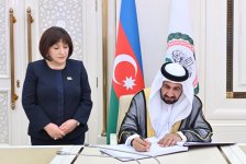 Speaker of Azerbaijani Parliament meets with President of Arab Parliament (PHOTO)