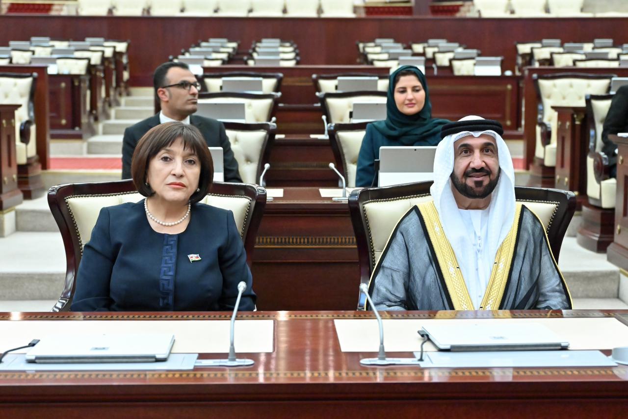 Speaker of Azerbaijani Parliament meets with President of Arab Parliament (PHOTO)