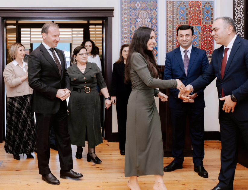 Heydar Aliyev Foundation VP Leyla Aliyeva participates in cutting ceremony for circular hand-woven carpet created by "Azerkhalcha" for Shusha Mosque (PHOTO)