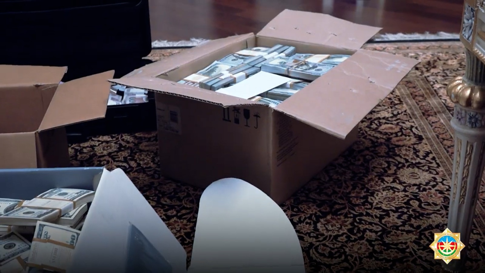Azerbaijani SSS exposes cash discovery in Ramiz Mehdiyev’s residence (PHOTO/VIDEO)