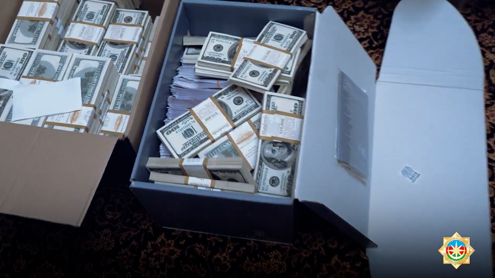 Azerbaijani SSS exposes cash discovery in Ramiz Mehdiyev’s residence (PHOTO/VIDEO)