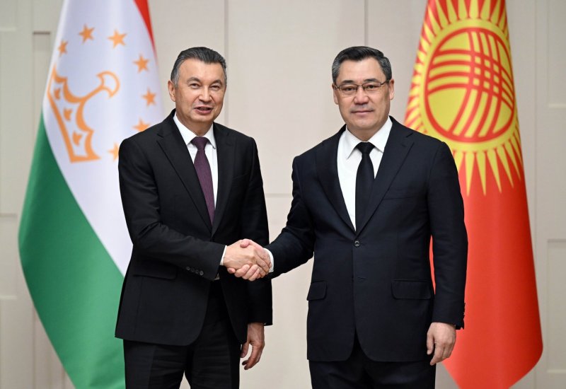Kyrgyzstan and Tajikistan discuss comprehensive development of bilateral relations