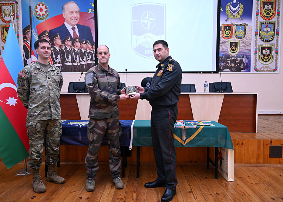 Azerbaijan's Baku hosts NATO Mobile Training Group course (PHOTO)